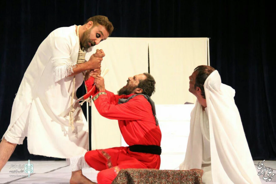 نمایش «تاریخ فقط شمر بود و بس»