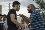 گزارش تصویری نمایش خیابانی «مدال باز» کاری از حسین سلطانعلیان