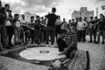 گزارش تصویری نمایش خیابانی «مدال باز» کاری از حسین سلطانعلیان