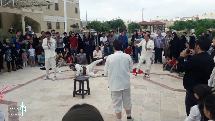 جشنواره تئاتر خیابانی مریوان