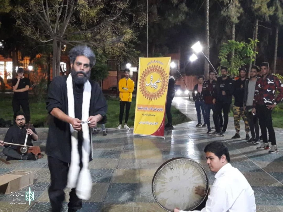 نمایش معرکه به کارگردانی امیرحسین دلارام در 12 آبان جشنواره دوسالانه تئاتر خیابانی گرمسار سال 98