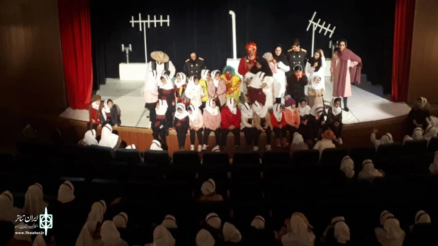 «سفر شادی» برای دانش آموزان مدارس گرمسار  2