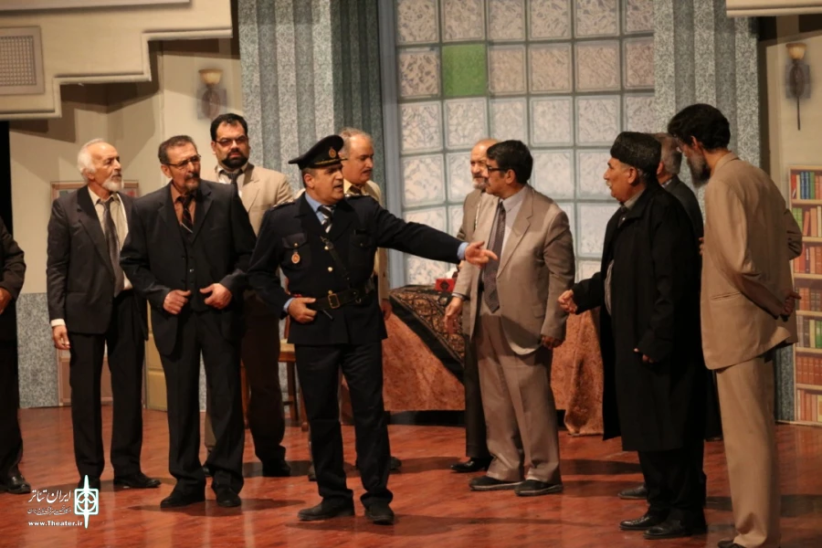نمایش «بازرس»به گویش سمنانی به کارگردانی و نویسندگی سیدرحیم موسوی از ۴ دی ماه درتئاتر شهر سمنان